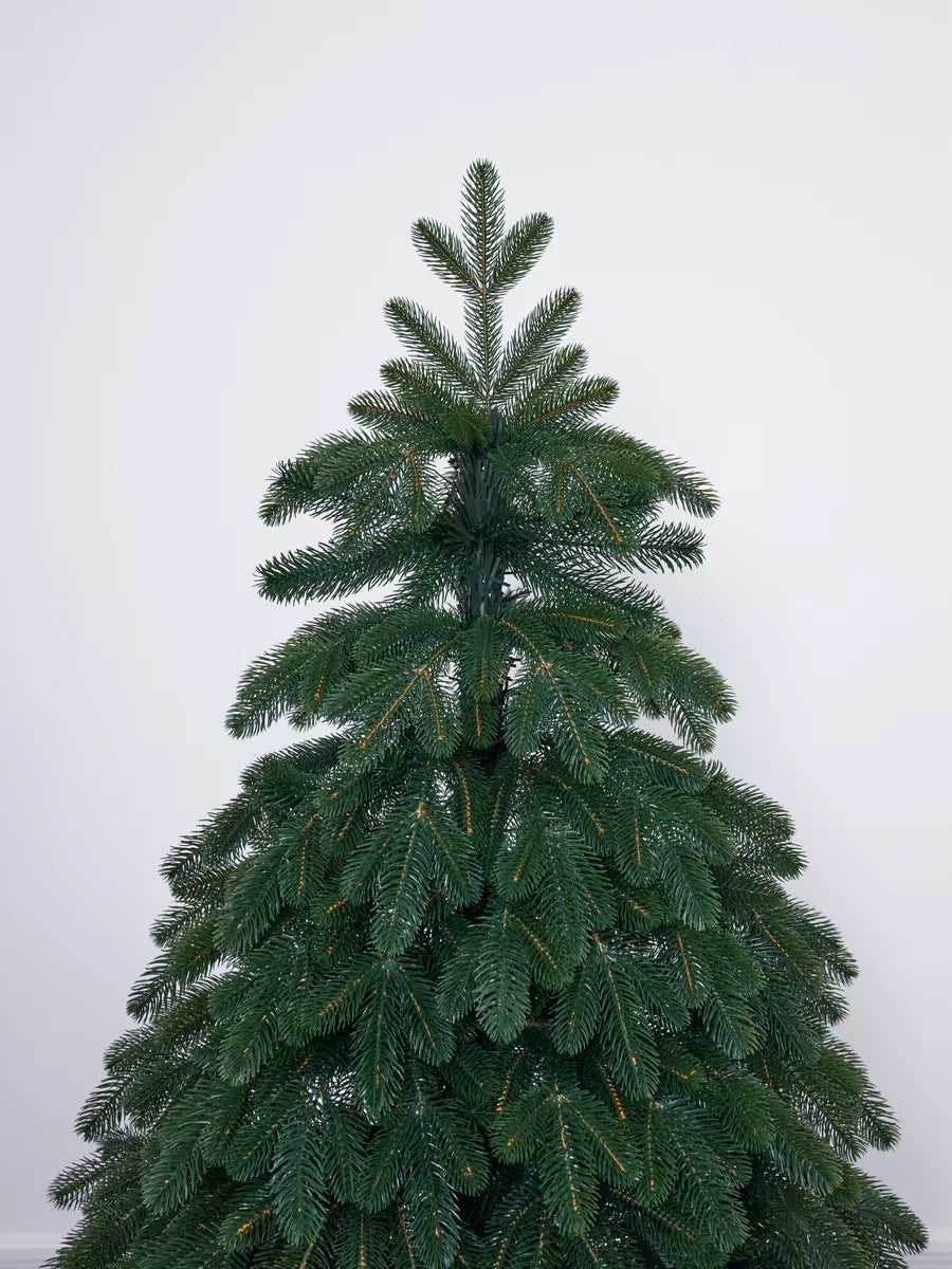 Alaska Christmas Tree 100% PE