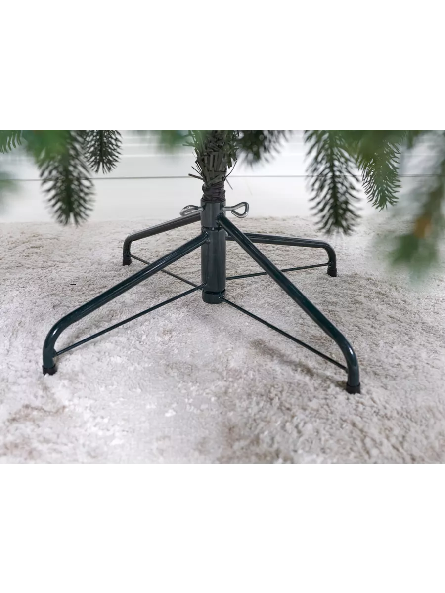 Alaska Christmas Tree 100% PE